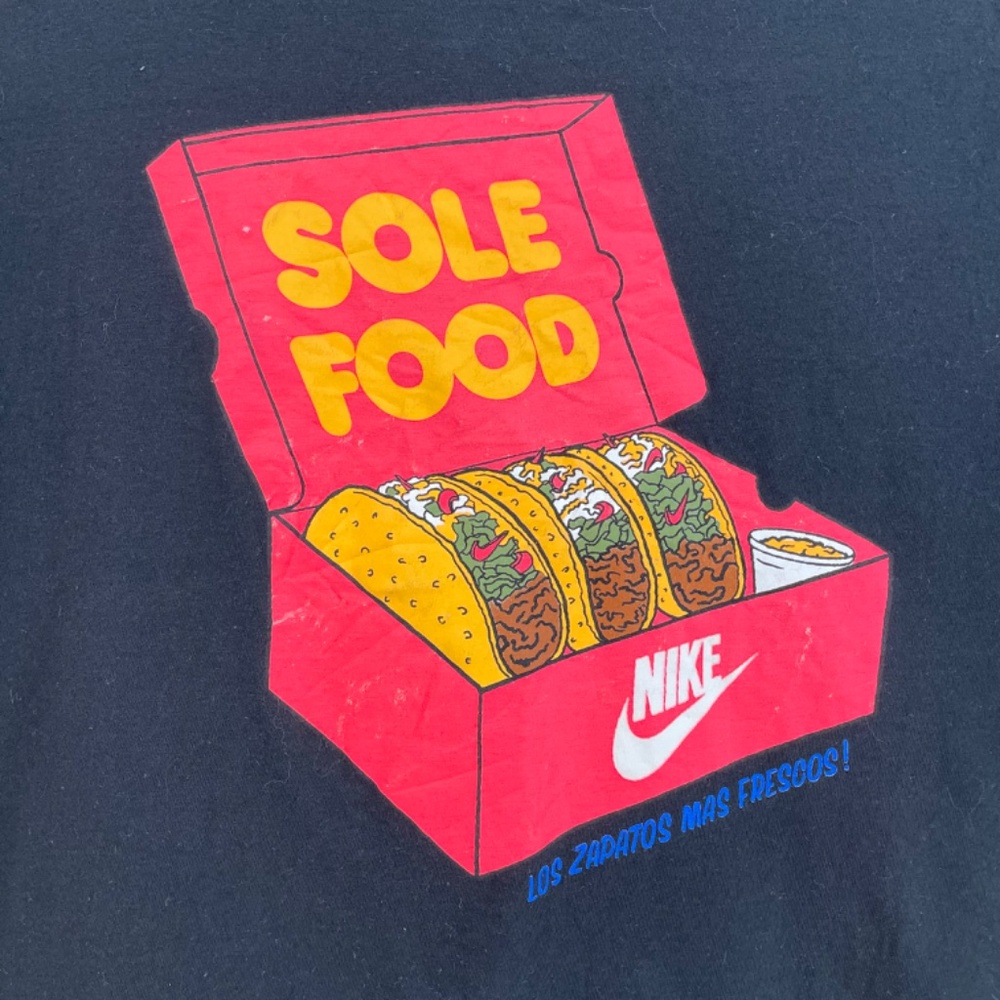 Nike T-Shirt Black Sole Food Collection Men’s Size Large